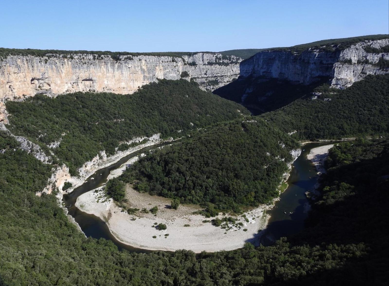Superbe Appartement Dans Residence Avec Piscine Saint-Martin-dʼArdèche Kültér fotó