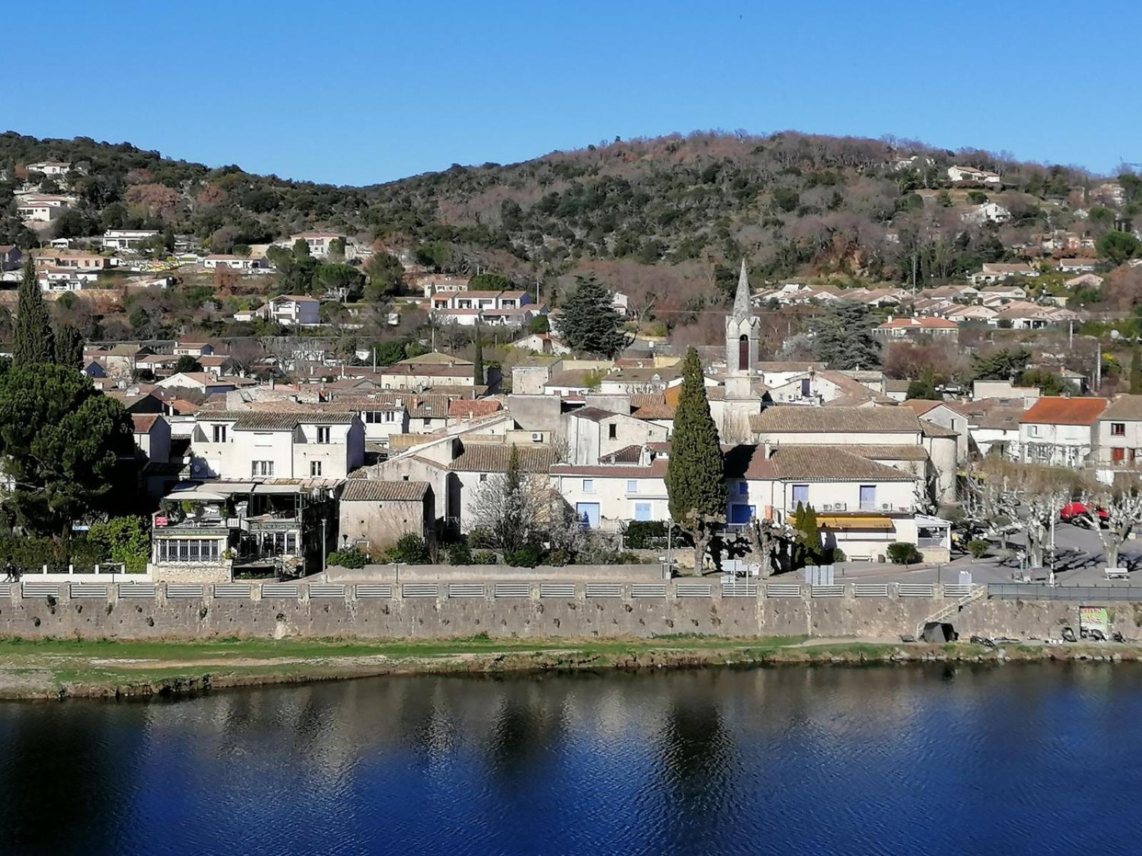 Superbe Appartement Dans Residence Avec Piscine Saint-Martin-dʼArdèche Kültér fotó