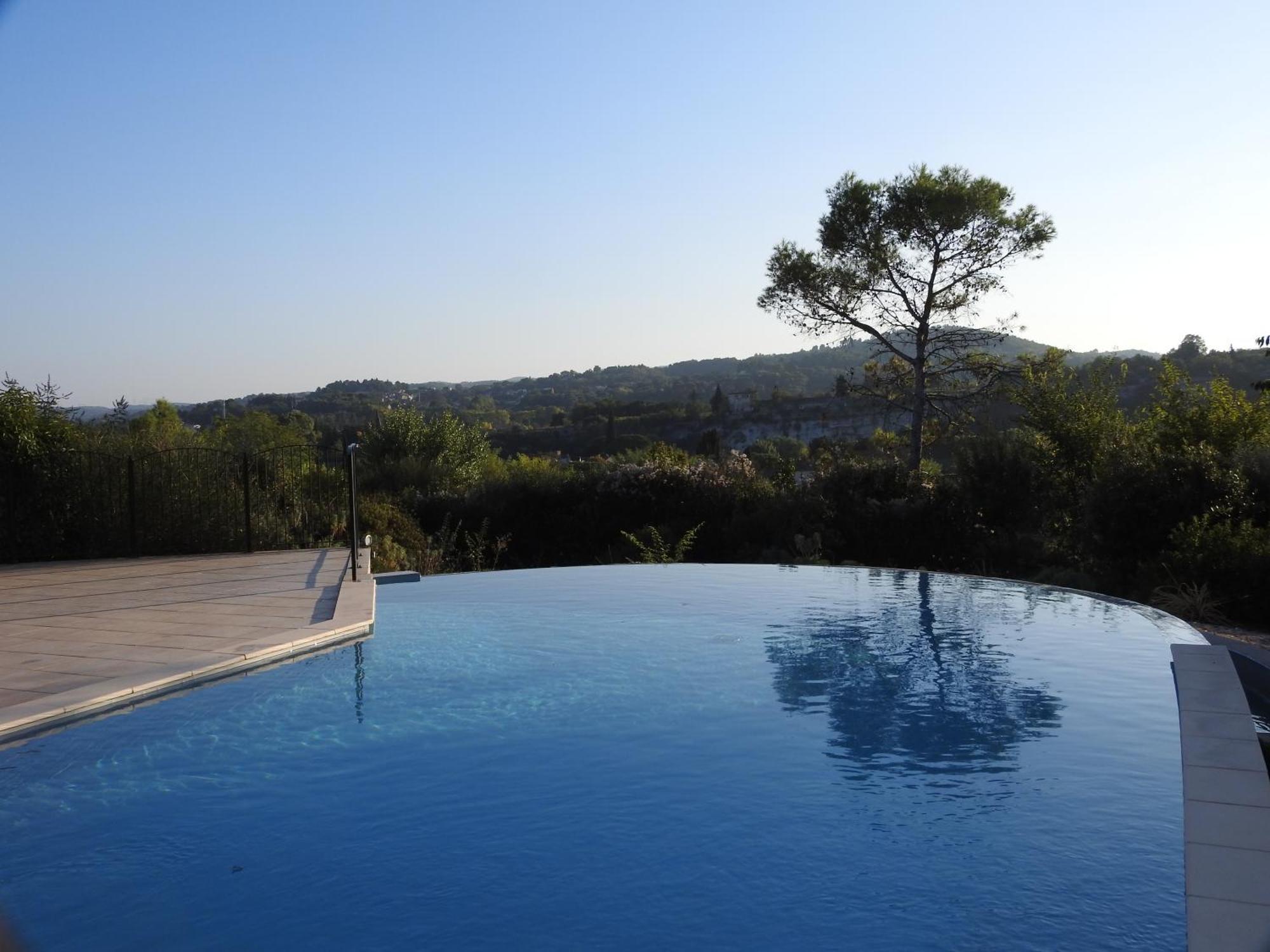 Superbe Appartement Dans Residence Avec Piscine Saint-Martin-dʼArdèche Kültér fotó